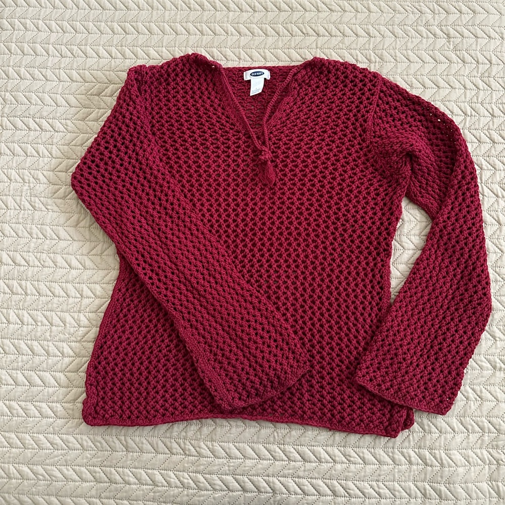 Old Navy open weave v-neck sweater. Cranberry color size large
